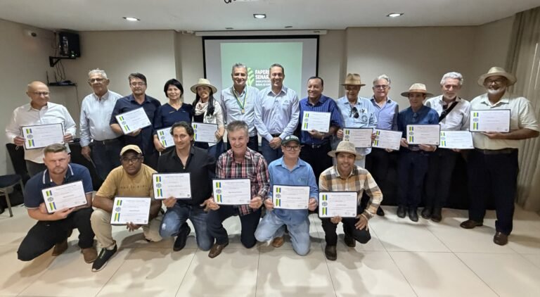 Eyder Brasil homenageia presidente da Faperon com Medalha do Mérito Legislativo em Ji-Paraná
