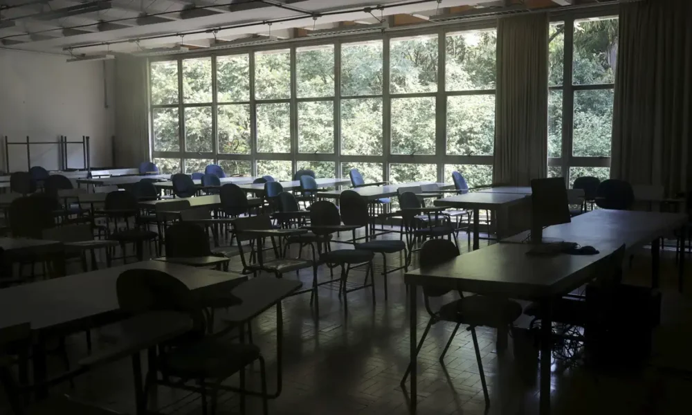 Fies abre adesão para instituições de ensino superior no 2º semestre