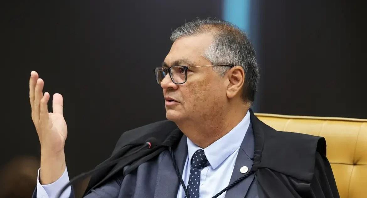 Dino determina fim do sigilo no caso Dark Horse