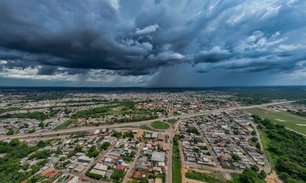 Rondônia terá sábado de calor intenso e possibilidade de chuvas isoladas
