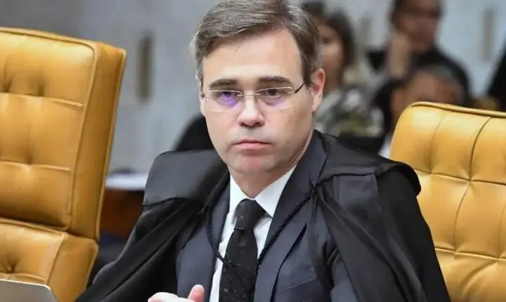 André Mendonça defende critérios de sigilo em despacho e responde a acusações de seletividade no STF