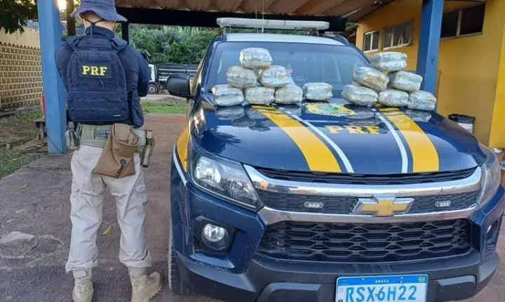 PRF apreende 15 kg de skunk durante abordagem na BR-364